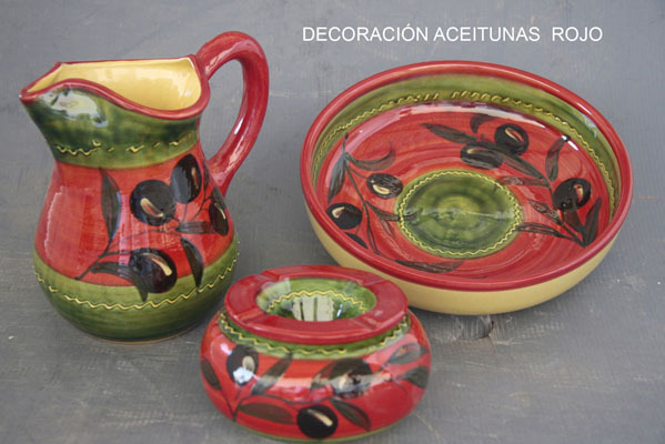 Jarra ensaladera y cenicero de agua